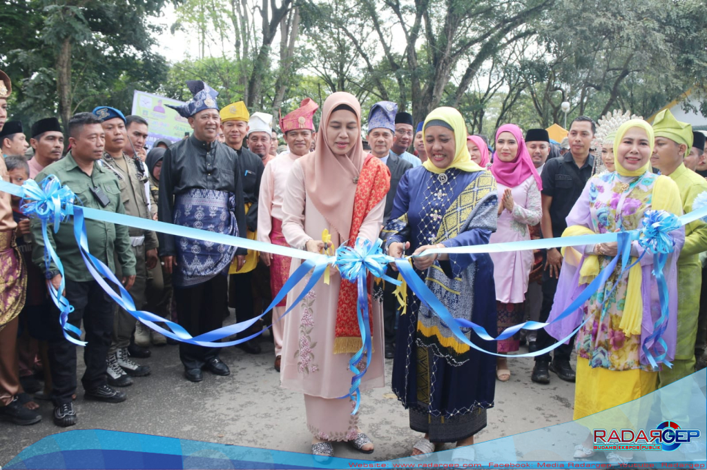 Pj Gubernur Sumut Berikan Hadiah Umroh Gratis untuk Masyarakat